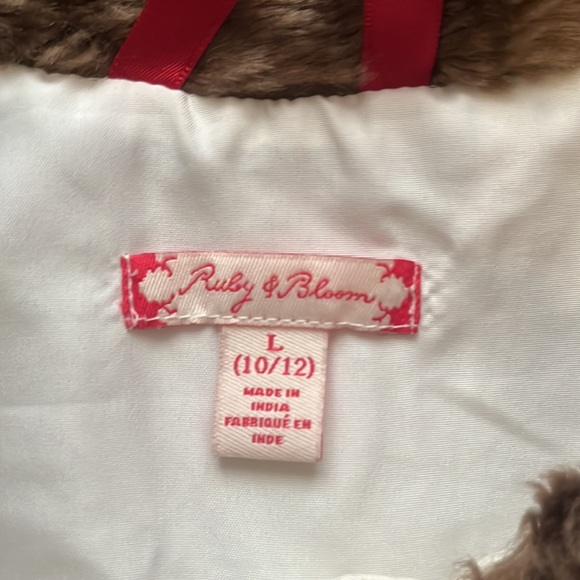 GIRLS beige HOLIDAY dress coat from Nordstrom’s - Picture 2 of 9